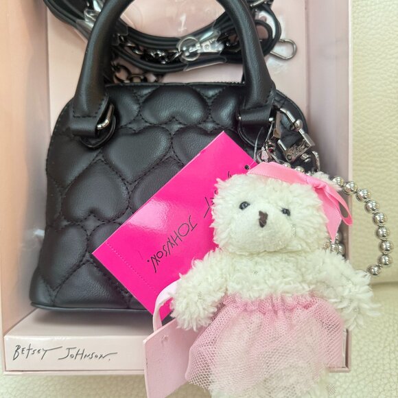 NWT & BOXED BETSEY JOHNSON XOJOYY CROSSBODY BAG BLACK W CHARMS - Picture 1 of 5